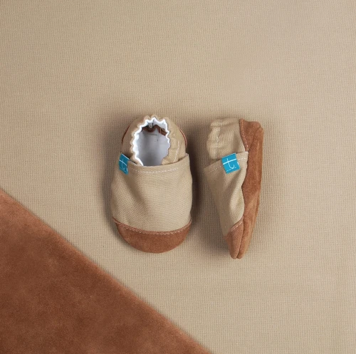 GLEE ICED COFFEE TITOT SLIPPERS 6.jpg