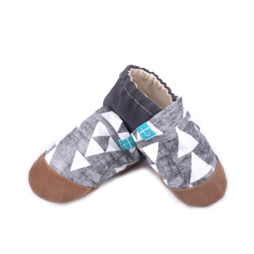 TITOT Grey Triangle Graphite .jpg