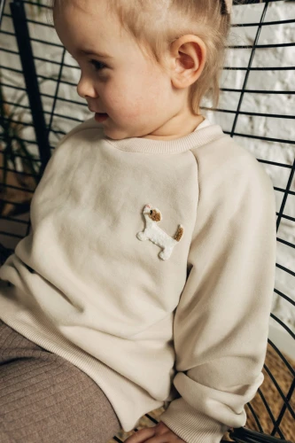 white owl jumper.jpg