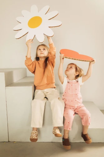 beige daisy toffee.jpg