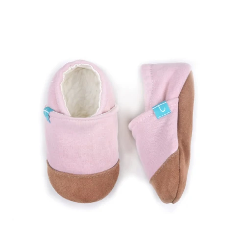 Rozmiar 17 - Kapcie Blush Pink ze skórzanym noskiem 