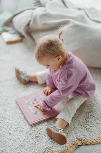 kauczukowa podeszwa w bucikach w różyczki