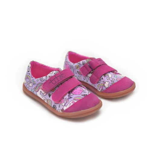 Dziecięce kapcie Rainbow Unicorn z fioletowymi rzepami i noskami.