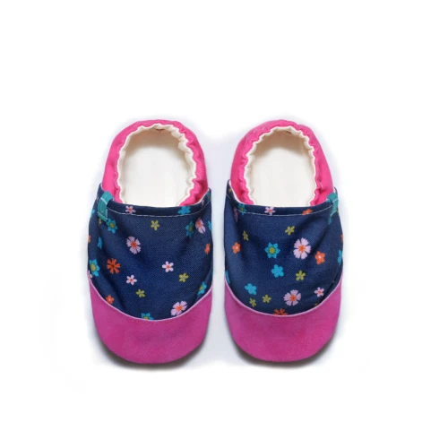 Rozmiar 26,5- Kapcie Pink Flowers - Kwiatki na Granacie