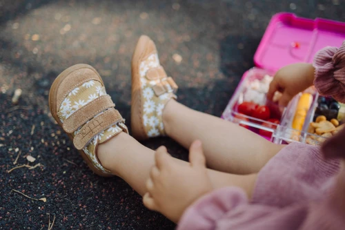 beige daisy barefoot 9.jpg