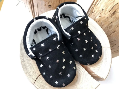 SuperStar Black 1.jpeg